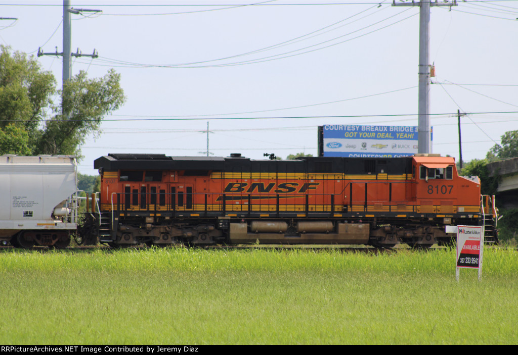 BNSF 8107